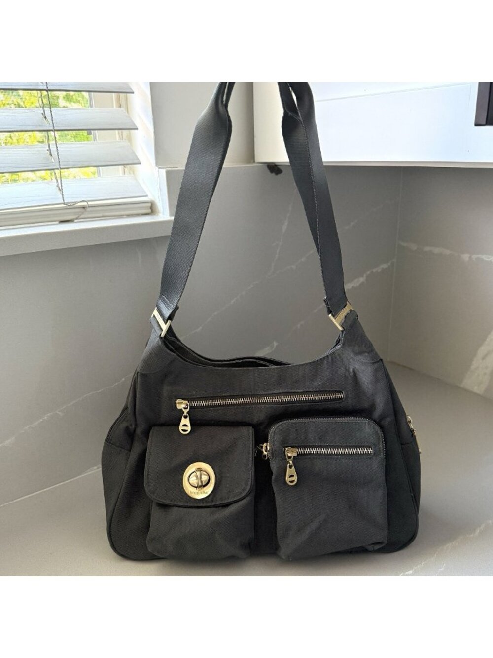 Baggallini San Marino Satchel Purse Bag Grey With Gold Hardware Zip Turn Lock